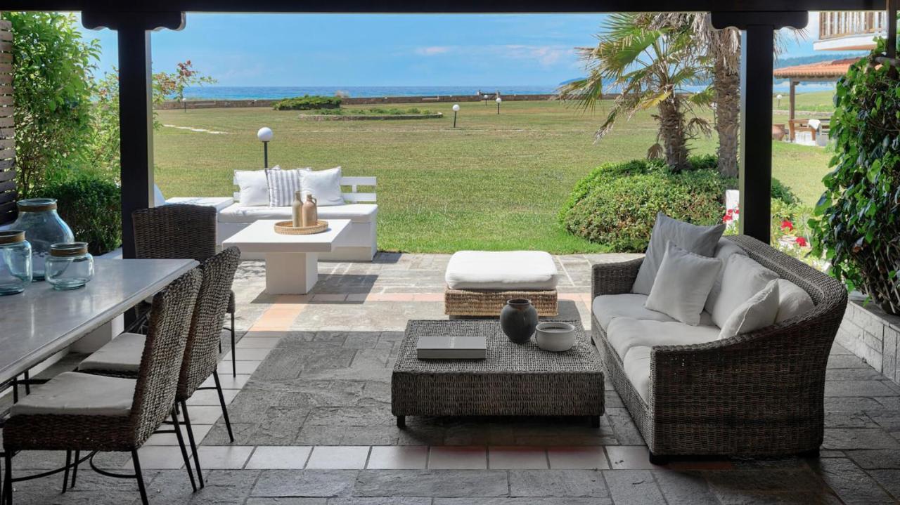 Soleado Beachfront Villa Skála Foúrkas Dış mekan fotoğraf